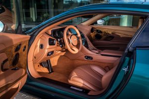 Aston Martin DB11 (5)