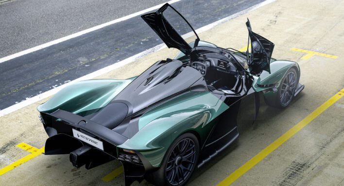 „Aston Martin Valkyrie“ – sukurti neįmanomą
