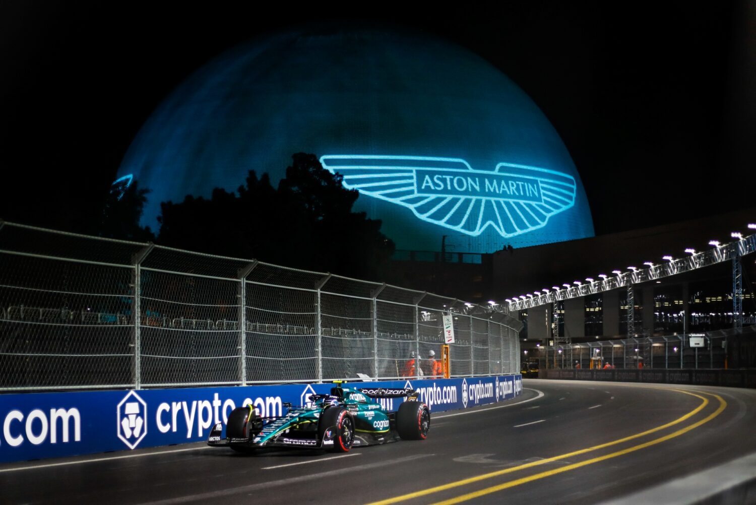08_Aston_Martin_Sphere