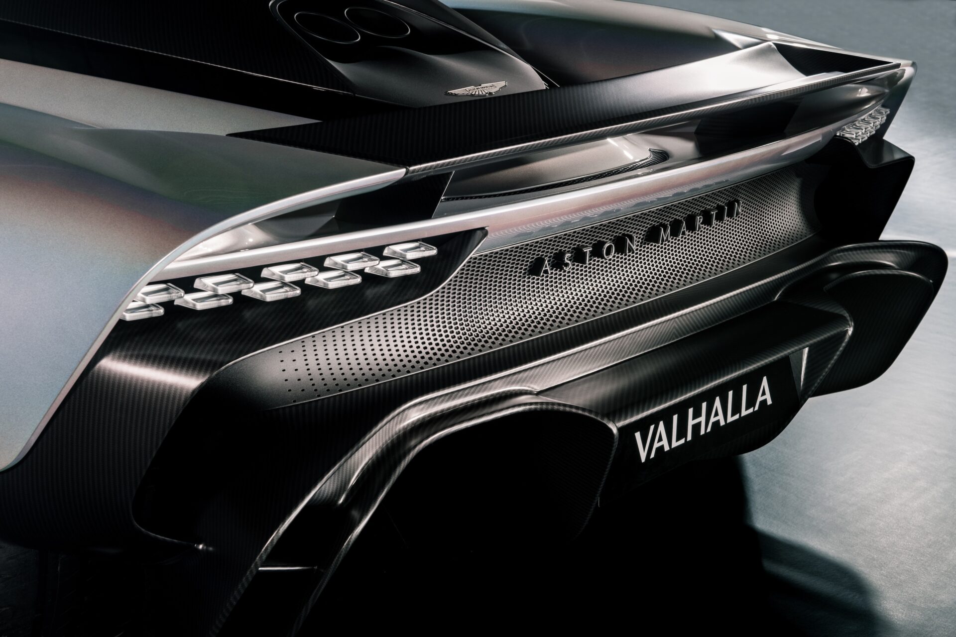 Aston Martin Valhalla_09